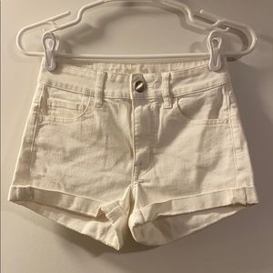 American Eagle super stretch white denim shorts